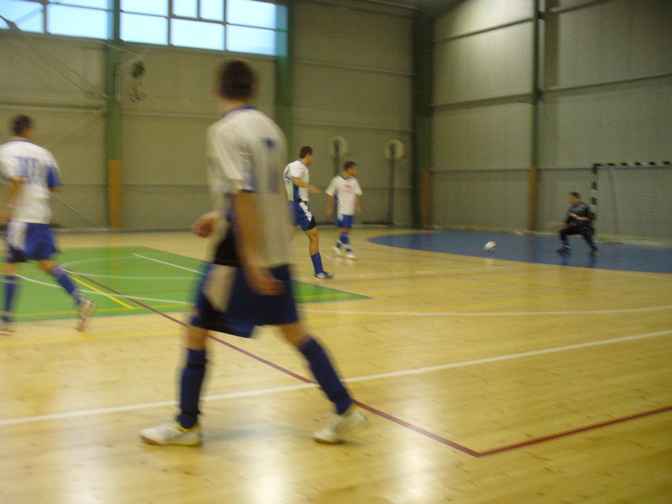 312095_269882479714452_100000781053330_670353_759185021_n