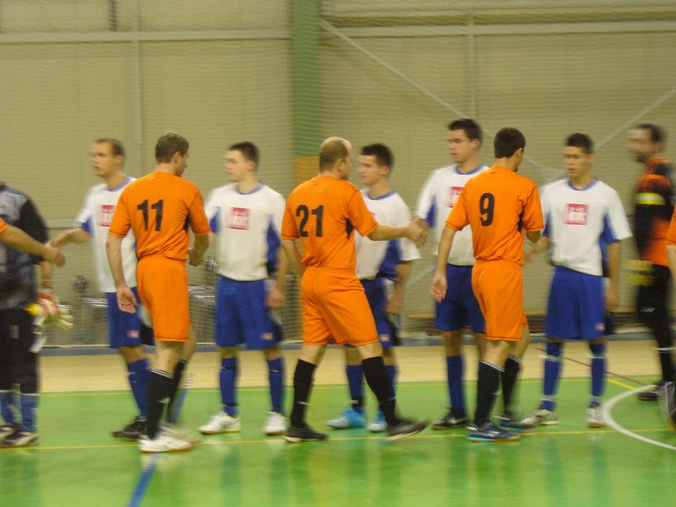374360_269882796381087_100000781053330_670358_1208248225_n