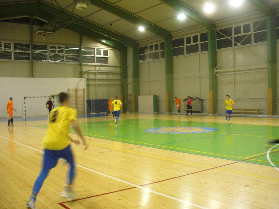 480298_451908704845161_1098175314_n